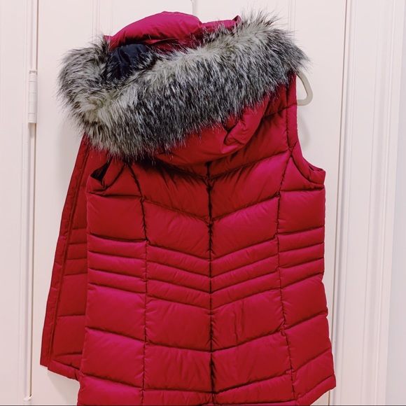 NWOT WOMENS PURPLE COLUMBIA-SPORTSWEAR METALLIC OMNI-HEAT FLUFFY DOWN HOOD VEST - Picture 2 of 11